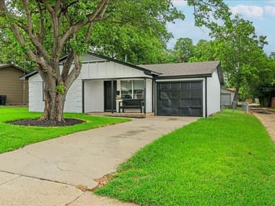 2632 Emerald Drive, Mesquite TX 75150