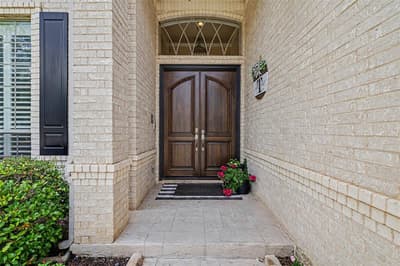 8217 Thornhill Drive, North Richland Hills TX 76182 - Photo 4