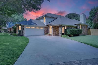 5406 Sapphire Court, Arlington TX 76017