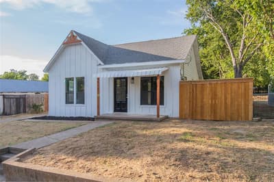 311 Throckmorton, Weatherford TX 76086 - Photo 2