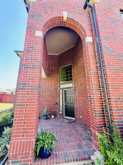8132 Guadalupe Road, Arlington TX 76002 - Photo 2
