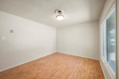 4816 Eastover Avenue, Fort Worth TX 76119 - Photo 5