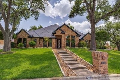 501 Green Meadow Street N, Colleyville TX 76034