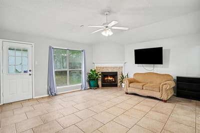 4310 Quail Field Drive, Arlington TX 76001 - Photo 4
