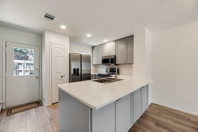 28 Abbey Road, Euless TX 76039