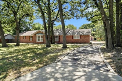 900 Liveoak Street, Denton TX 76209 - Photo 3