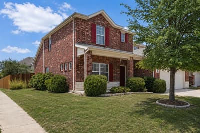 15724 Landing Creek Lane, Fort Worth TX 76262