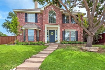 3922 Rolling Oaks Drive, Carrollton TX 75007
