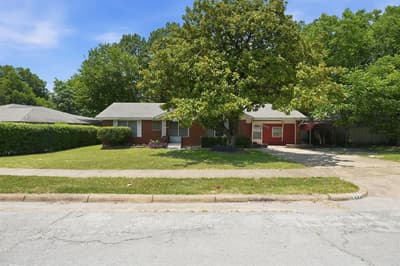 3275 S Edgefield Avenue, Dallas TX 75224