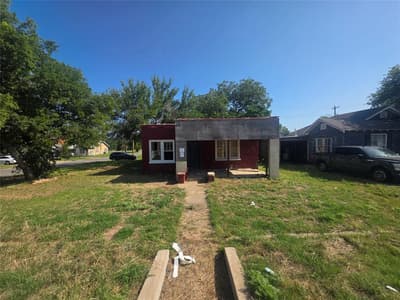 1100 E Walker Street, Breckenridge TX 76424