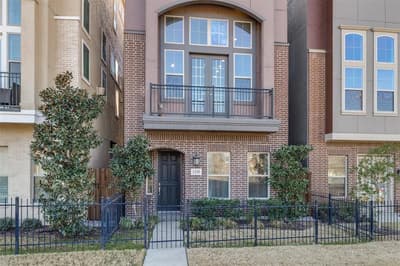 1348 Arch Place, Dallas TX 75215