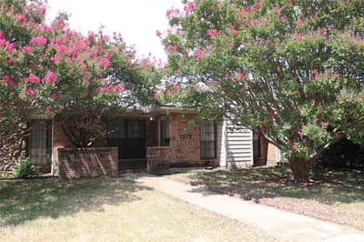 1515 Cherrycrest Street, Dallas TX 75228