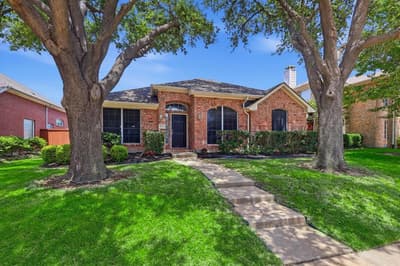 3704 Cottonwood Springs Drive, The Colony TX 75056
