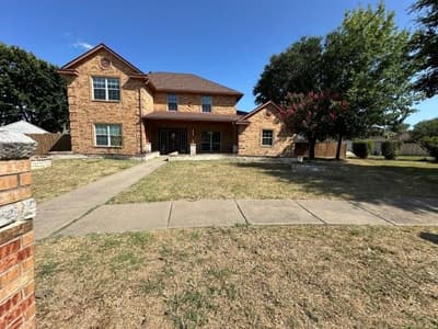 104 Dovehill Circle, Red Oak TX 75154