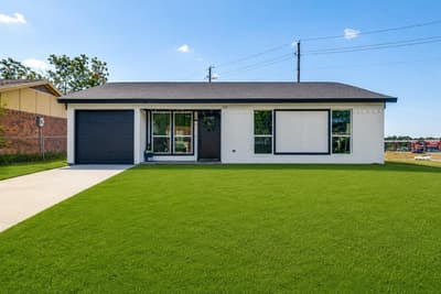 208 Woodgrove Street, Mesquite TX 75181