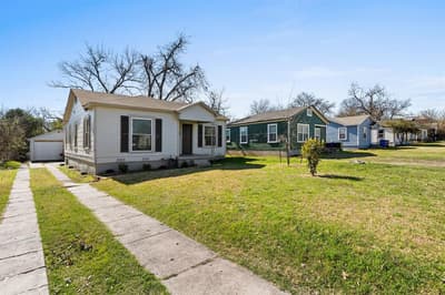 2712 Lyle Avenue, Waco TX 76708 - Photo 2