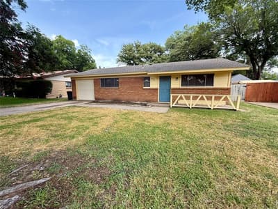 308 Simmons Drive, Hurst TX 76053