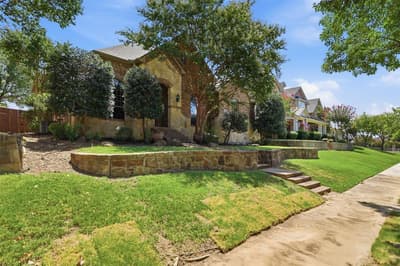 2310 Queen Morgan Lane, Lewisville TX 75056 - Photo 4