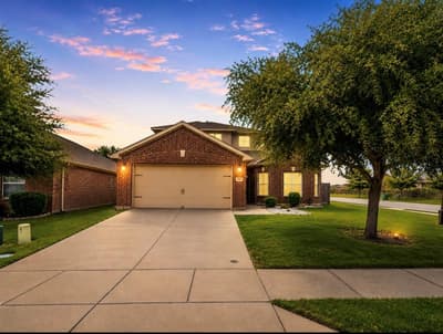 302 Thin Leaf Dr, Princeton TX 75407