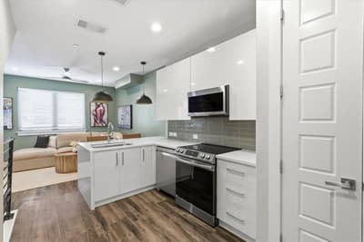 1118 Galveston Avenue # 5, Fort Worth TX 76104 - Photo 2