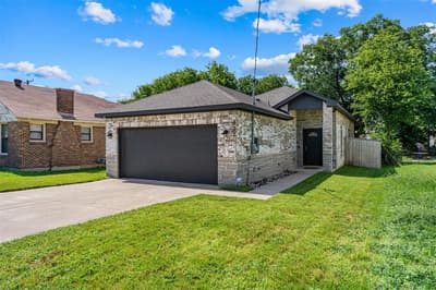 322 E Walnut Street, Hillsboro TX 76645