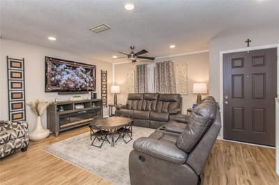 33 E Townhouse Lane # 30, Grand Prairie TX 75052 - Photo 4