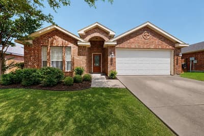 2011 Samantha Lane, Heartland TX 75126