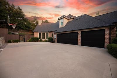 805 Lake Breeze Drive, Highland Village TX 75077 - Photo 4