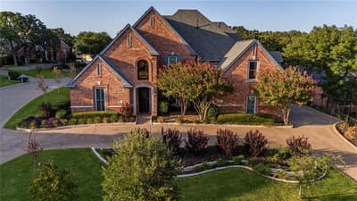 801 Shady Bend Court, Highland Village TX 75077 - Photo 2