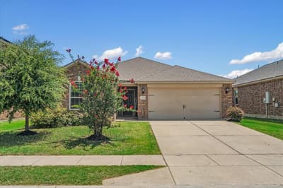 1619 White Mountain Way, Princeton TX 75407 - Photo 2