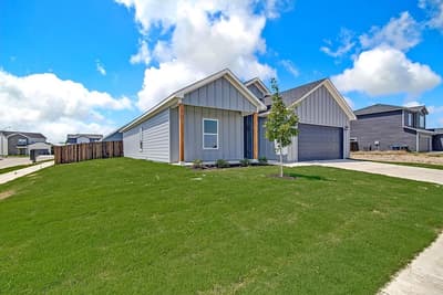 213 Marble Creek Drive, Fort Worth TX 76131