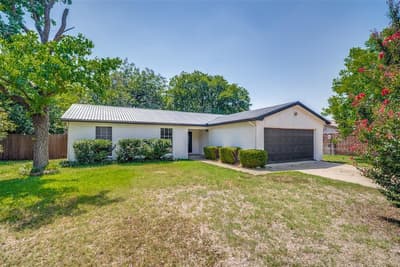 1907 Armstrong Street, Cleburne TX 76033