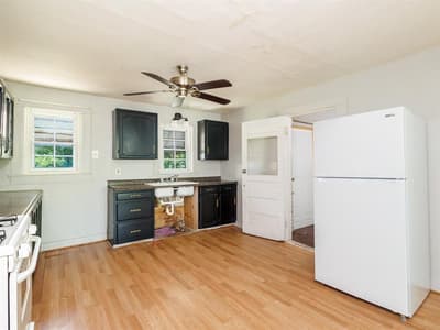 1805 7th Street, Brownwood TX 76801 - Photo 5