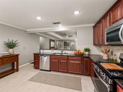 6785 Calm Water Court, Frisco TX 75036 - Photo 4