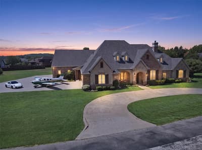 108 Concorde Circle, Cresson TX 76035