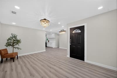 1110 Ryan Avenue, Carrollton TX 75006 - Photo 5