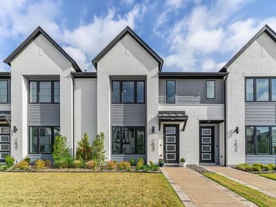 1423 Silver Marten Trail, Arlington TX 76005 - Photo 2