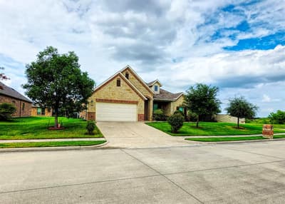 1103 Saint Matthew Circle, Royse City TX 75189 - Photo 2