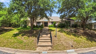 2641 Woodmont Circle, Waco TX 76710 - Photo 2