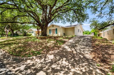 2641 Woodmont Circle, Waco TX 76710 - Photo 5