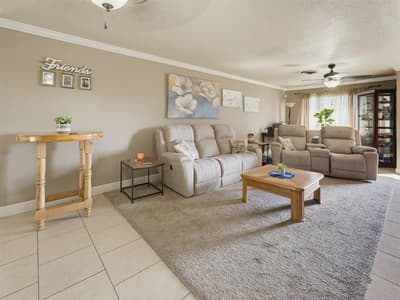 702 Preston Street, Bowie TX 76230 - Photo 4