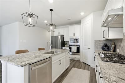2724 Acadia Drive, Corinth TX 76210 - Photo 5