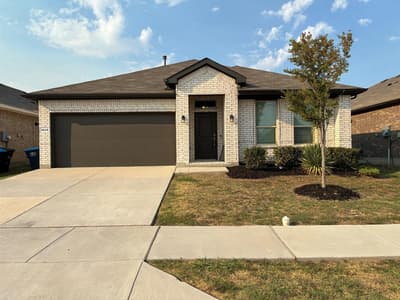1049 Kirkham Way, Fort Worth TX 76247