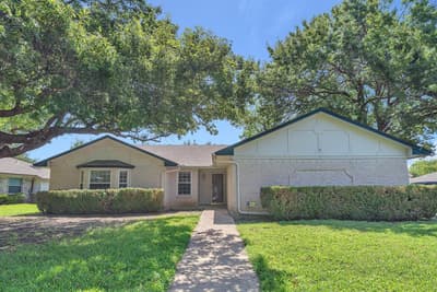 1720 Timbercreek Road, Benbrook TX 76126