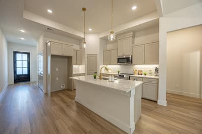 903 S Ayers Avenue, Fort Worth TX 76103 - Photo 4