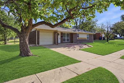 6214 Shadydell Drive, Fort Worth TX 76135 - Photo 5