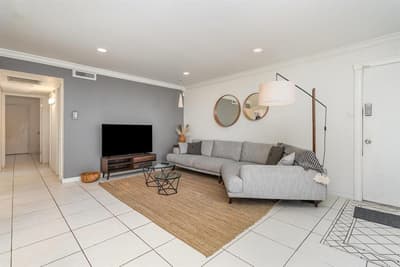 5051 Les Chateaux Drive # 138, Dallas TX 75235 - Photo 3