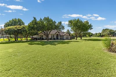 500 Little Creek Trail, Oak Leaf TX 75154 - Photo 2