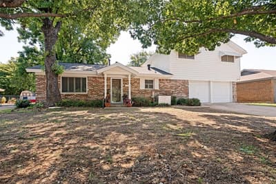 511 Simmons Drive, Euless TX 76040 - Photo 2