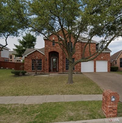 1005 Raspberry Lane, DeSoto TX 75115